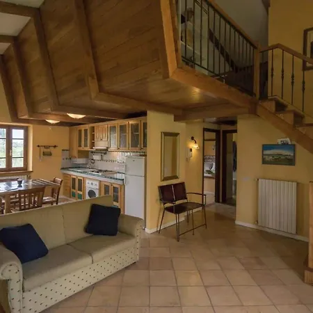 Enchanting Manor House With Ancient Look